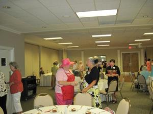 Click to view album: July 2010 Luncheon Meeting